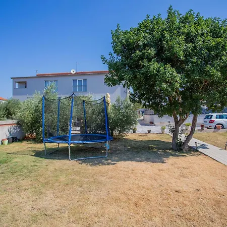 Sun And Fun - Happy Apartment Pula